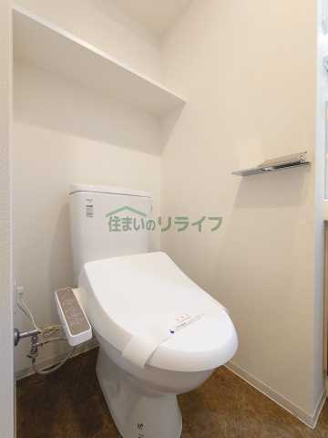 東京メトロ南北線 飯田橋駅 徒歩13分 14階建 築4年のトイレ写真