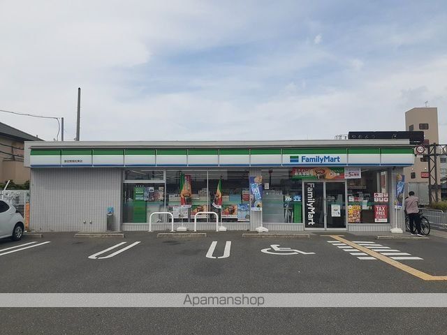 コンビニ　ファミリーマート様（コンビニ）まで190m