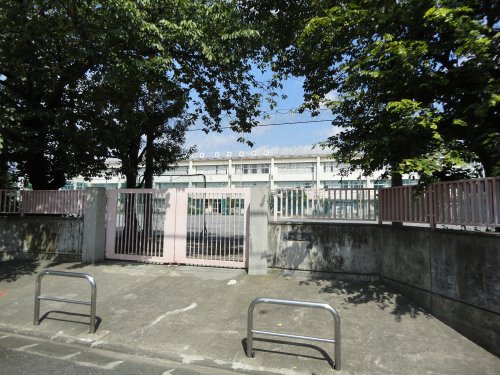 中学校　安方中学校（中学校）まで251m