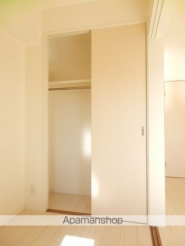 地下鉄箱崎線 呉服町駅 徒歩8分 15階建 築19年の内装写真