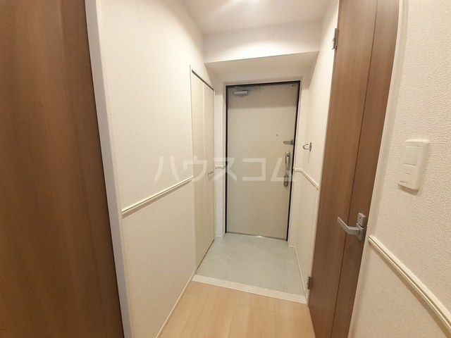 メゾン大淀の玄関写真