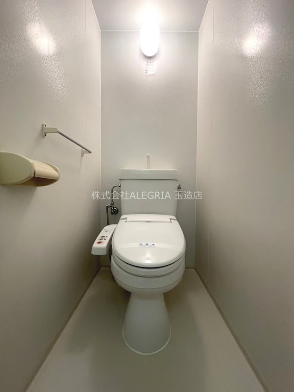 ＪＲ大阪環状線 森ノ宮駅 徒歩3分 8階建 築22年のトイレ写真