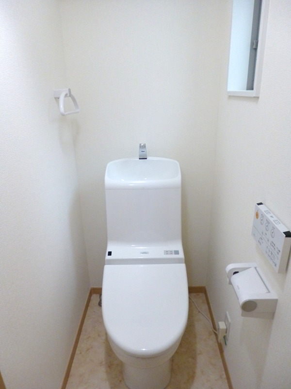ブランドール弐番館のトイレ写真