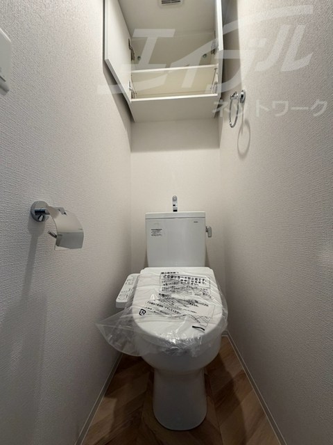 地下鉄長堀鶴見緑地線 蒲生四丁目駅 徒歩1分 10階建 築1年のトイレ写真