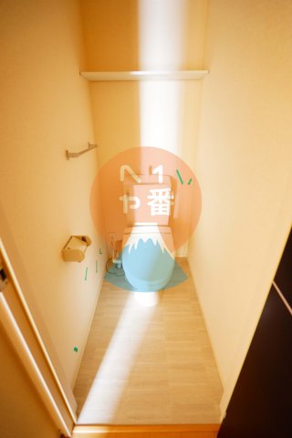 ＪＲ東海道本線 鴨宮駅 徒歩19分 2階建 築12年のトイレ写真