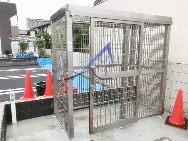 その他共有部分　敷地内ゴミ置き場です。