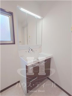 洗面設備　忙しい朝には欠かせない洗面所です