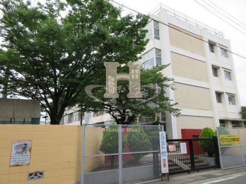 小学校　川口市立芝樋ノ爪小学校（小学校）まで457m
