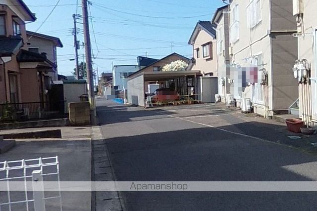 その他　前面道路（その他）まで0m