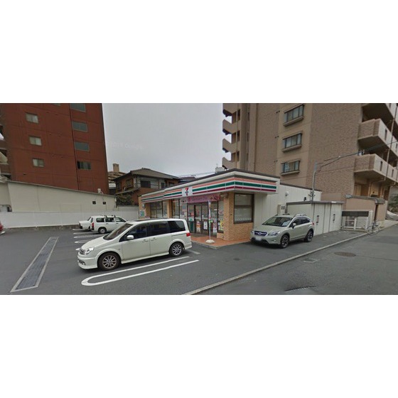 中学校　国立広島大学附属中学校（中学校）まで766m