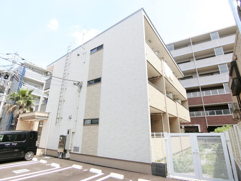 建物外観　2駅利用の利便性のよいお部屋。