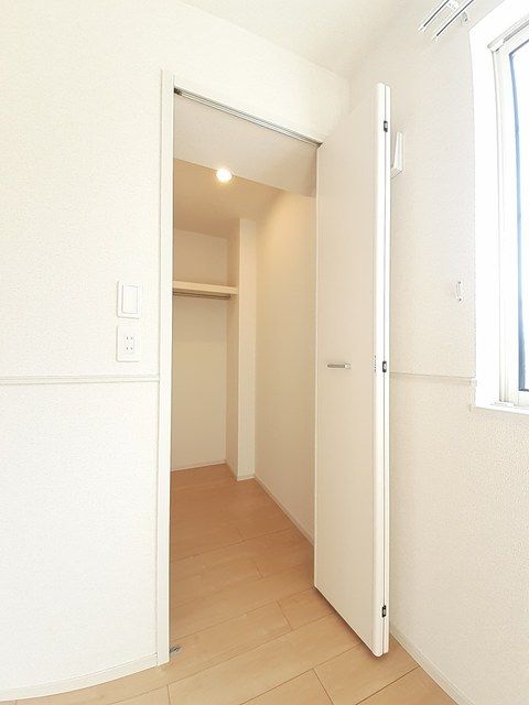 ＪＲ信越本線 宮内駅 徒歩62分 2階建 築8年の内装写真