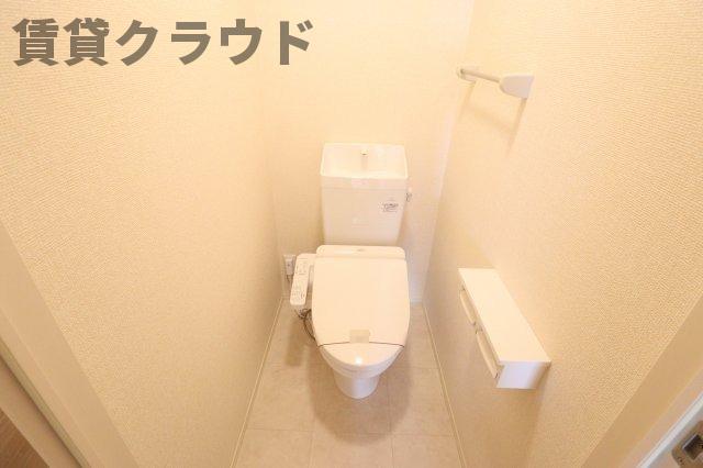 トイレ　同タイプのお部屋の写真になります！