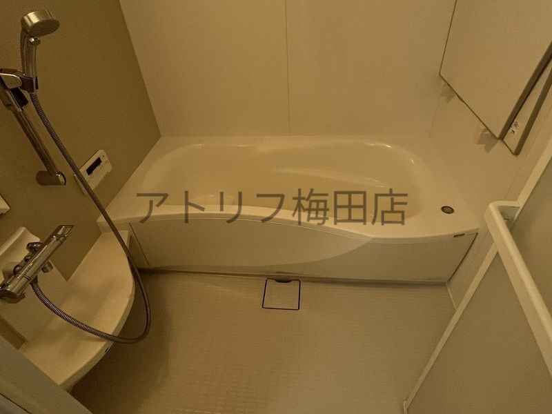 地下鉄千日前線 桜川駅 徒歩3分 11階建 築35年の風呂写真