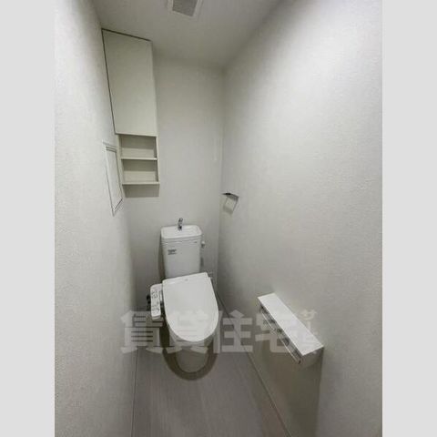 フォレスト コナ名駅のトイレ写真