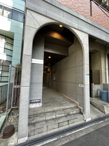 エントランス　マンション入口
