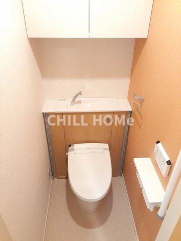 ＪＲ高崎線 倉賀野駅 徒歩10分 3階建 築8年のトイレ写真