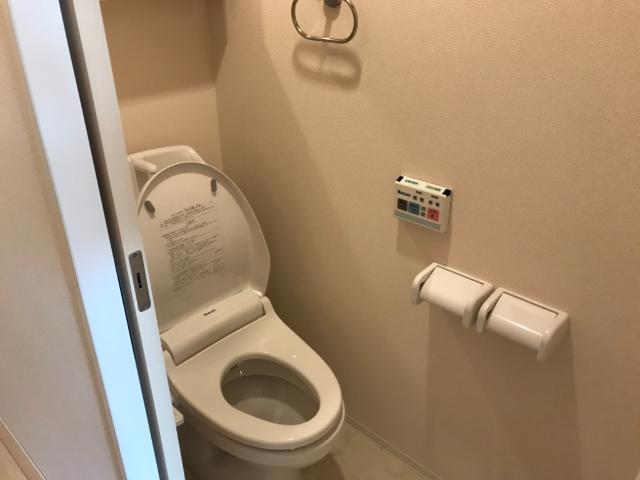 トイレ　シャワー付トイレ