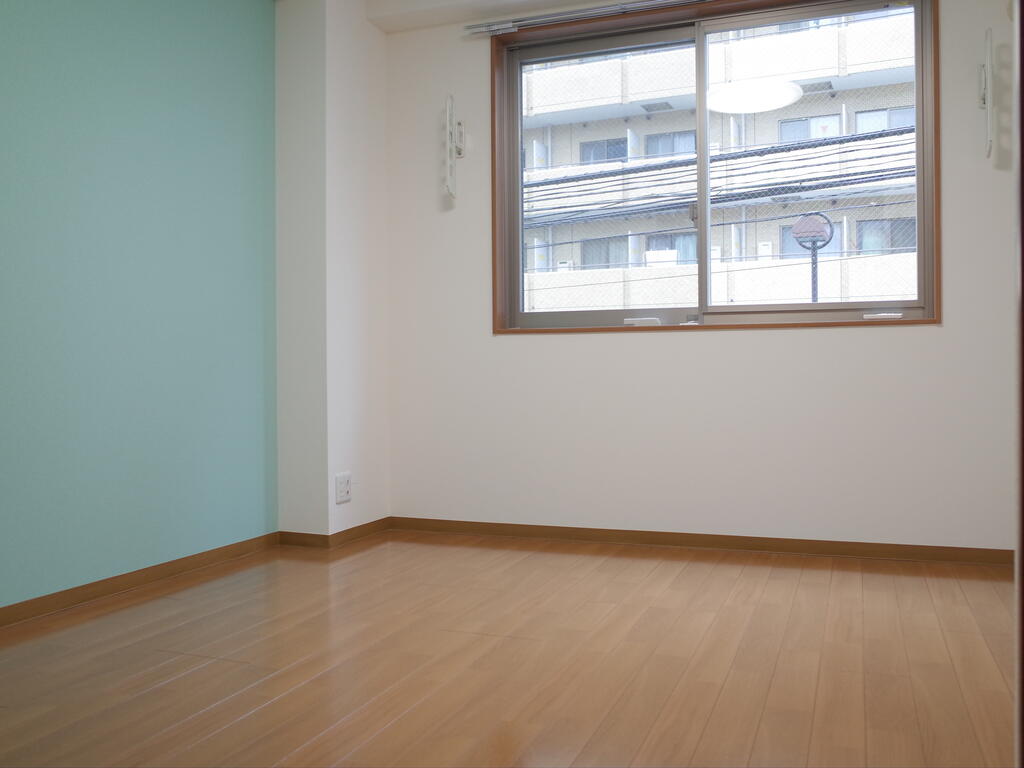 TMSビルの居間写真