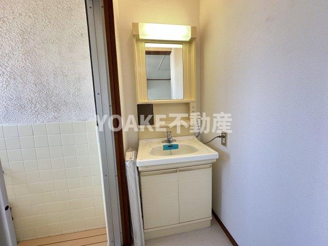 洗面設備　別号室の写真となります。現況優先。