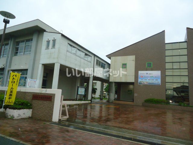中学校　福津市立津屋崎中学校（中学校）まで607m