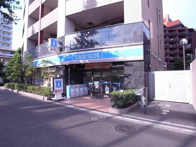 コンビニ　ローソン代々木西参道店（コンビニ）まで6m