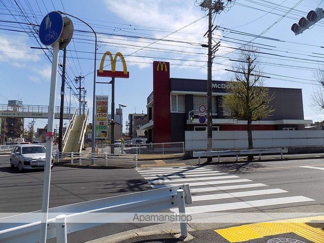 飲食店　マクドナルド城町店（飲食店）まで230m