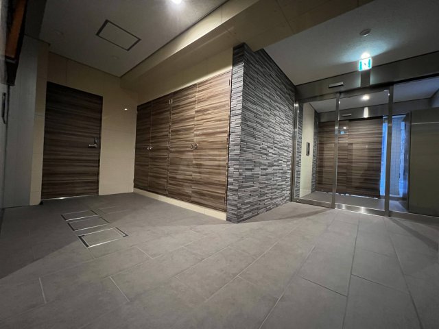 ロビー　エスパシオ・コモド大阪新町　ロビー