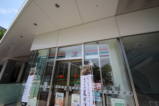 コンビニ　セブン-イレブン ＬＡタワー店（コンビニ）まで780m
