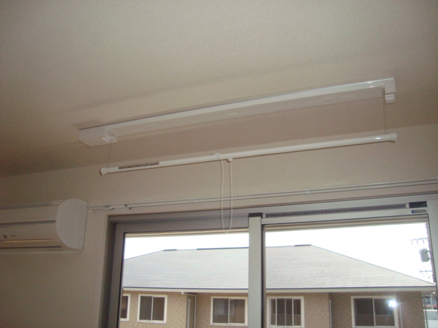 その他設備　室内物干し