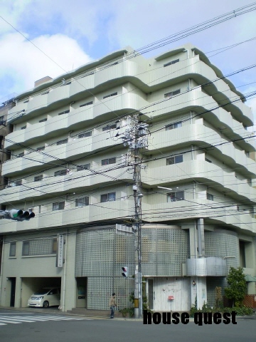 京都市下京区堀之内町のマンションの建物外観
