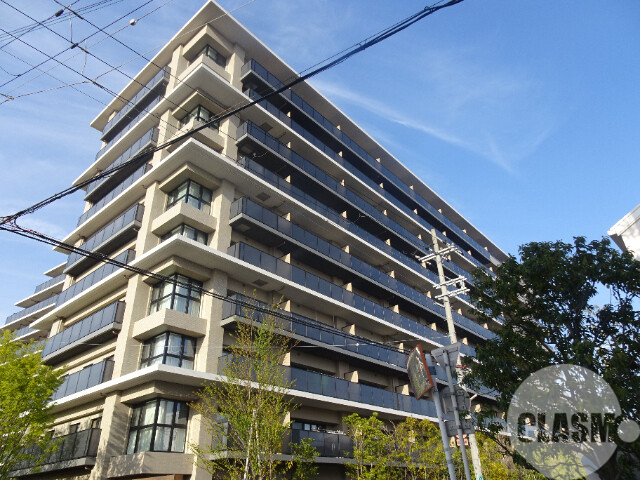 堺市堺区中三国ヶ丘町のマンションの建物外観