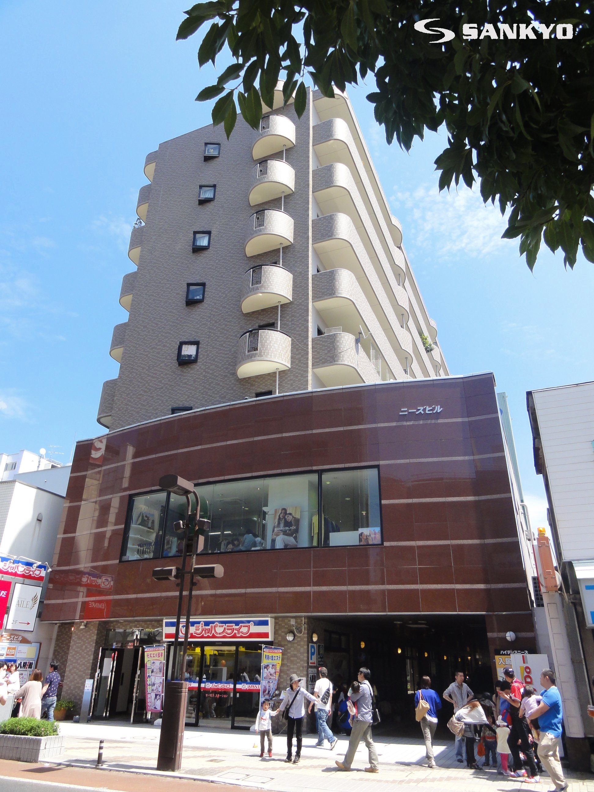 山形市本町のマンションの建物外観