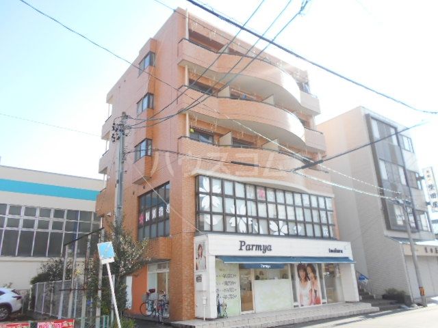 岩倉市栄町のマンションの建物外観