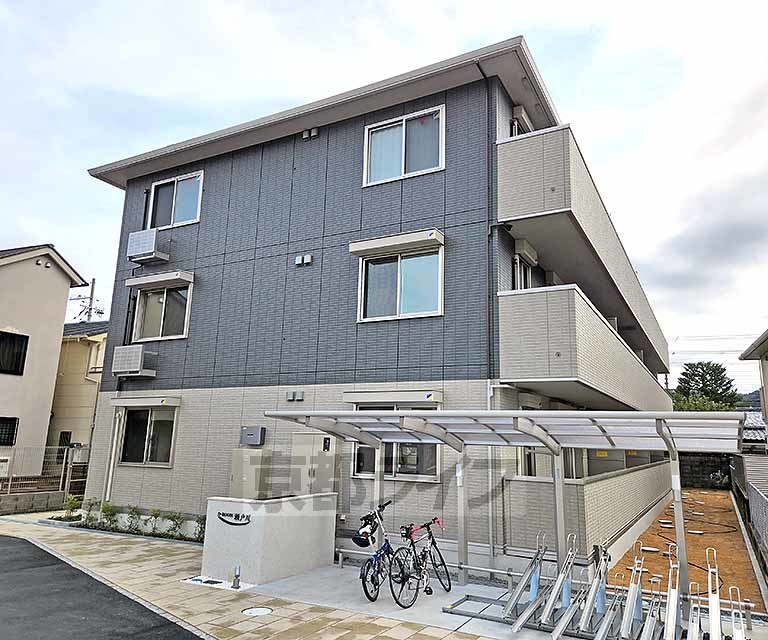 Ｄ－ＲＯＯＭ瀬戸川の建物外観