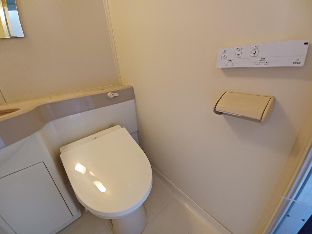 トイレ　ウォシュレット新設