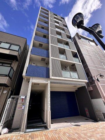 神戸市中央区楠町のマンションの建物外観