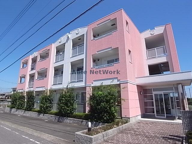 岐阜市西中島のマンションの建物外観