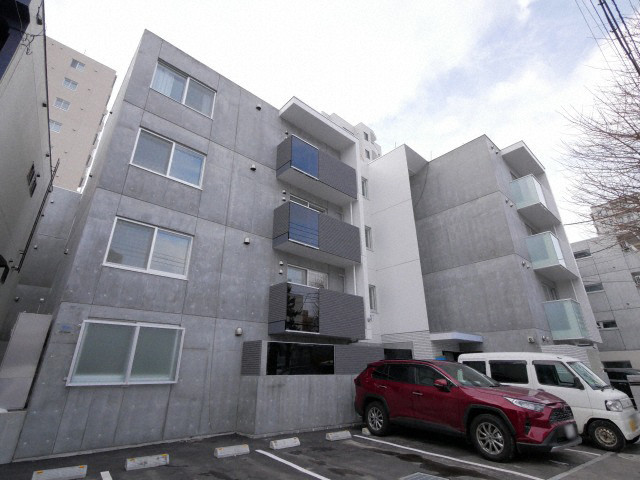 北海道札幌市中央区南四条西２０（マンション）の賃貸物件の外観