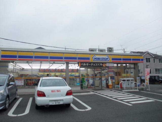 【ロータストヨダのコンビニ】