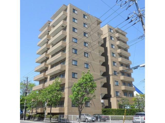 【函館市梁川町のマンションの建物外観】