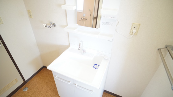 洗面設備　同仕様タイプ