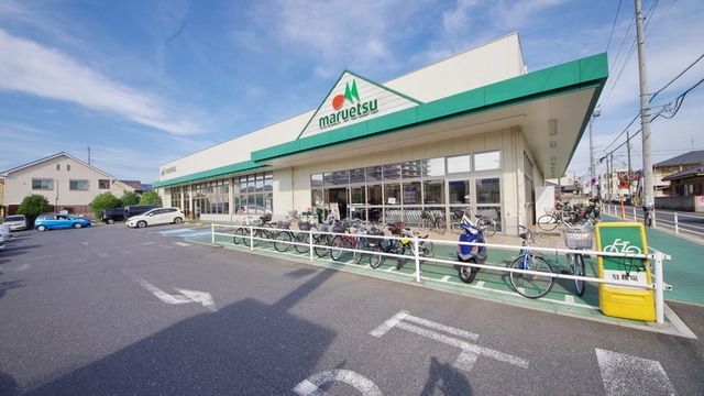 【朝霞市膝折町のアパートのスーパー】