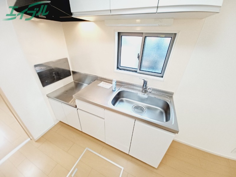 キッチン　同型参考写真