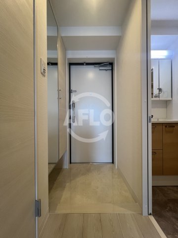 玄関　Alivis北梅田　玄関