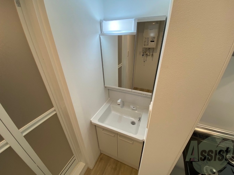 洗面設備　シャンプードレッサーで身支度もラクラクです！