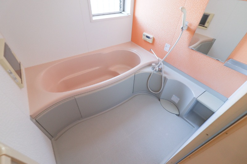 バス・シャワールーム　図面と現状に相違がある場合には現状を優先