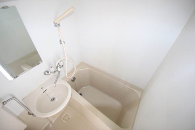 バス・シャワールーム　お風呂でゆっくりと。（イメージ写真）