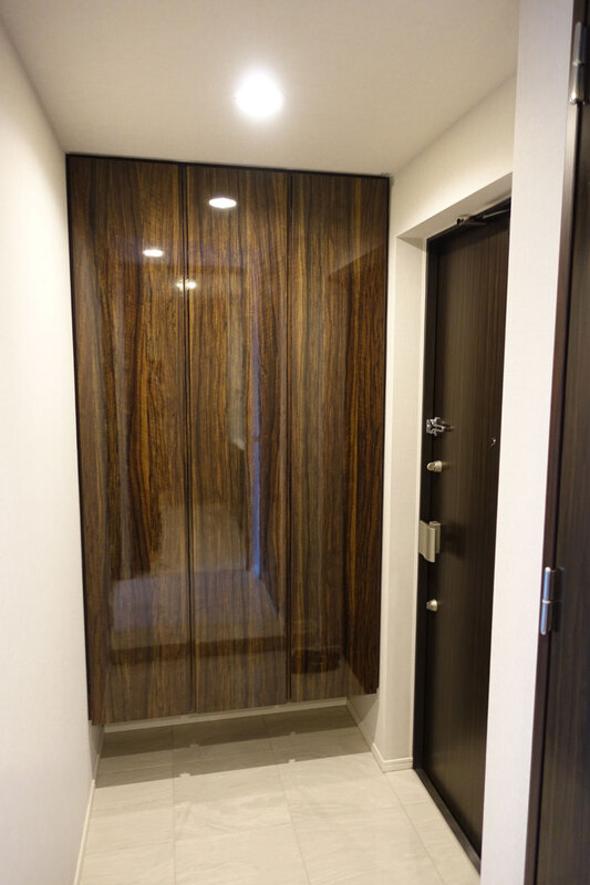 玄関　※別部屋参考写真