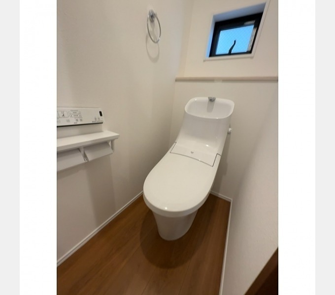 トイレ　2階トイレです